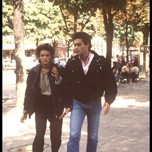 La raison ? Le prince Rainier III n'a pas accepté cette romance et a demandé à la star américaine d'intervenir. 

Stéphanie de Monaco et Anthony Delon