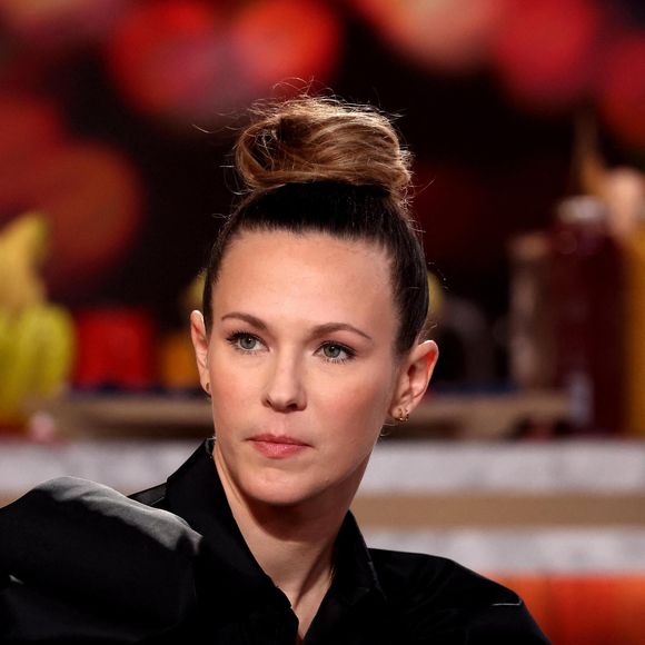 Alors que la tournée de Lorie Pester affiche complet, la chanteuse sera invitée dans l'émission "Un dimanche à la campagne" la semaine prochaine.

Exclusif - Laure Pester (Lorie) lors de l'enregistrement de la nouvelle émission "Bertrand n'a pas sommeil", présentée par B.Chameroy
© Dominique Jacovides / Bestimage