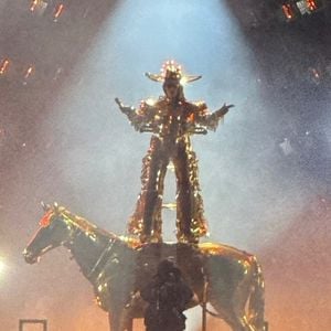 Beyonce Knowles en concert à Los Angeles dans le cadre de sa tournée "Cowboy Carter". Beyonce a fait monter sur scène ses filles Blue Ivy et Rumi Carter. Backgrid USA / Bestimage