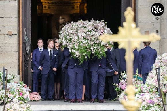 Sortie des obsèques de Mathilde Favier en l'église Saint-Sulpice à Paris le 31 aout 2026. © Dominique Jacovides-Cyril Moreau/Bestimage
