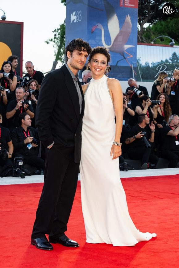 Samedi 5 septembre 2026, le comédien français et l'actrice italienne sont apparus très complices

Louis Garrel et Jasmine Trinca sur le tapis rouge de la 83ème édition de la Mostra de Venise, samedi 5 septembre 2026.

© SGP/Bestimage