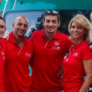 Dorian Louvet (Koh Lanta), Yassin Metiri (Koh Lanta), Claude Dartois (Koh Lanta), Sylvie Tellier, Laurent Maistret (Kon Lanta) - Pétanque du coeur dans le cadre le la 20ème édition de "l'étape du coeur" de l'association "Mécénat Chirurgie Cardiaque" (MCC) lors du tour de France 2023 au Fan Club de Bordeaux, France, le 06 juillet 2023. © Christophe Clovis / Bestimage