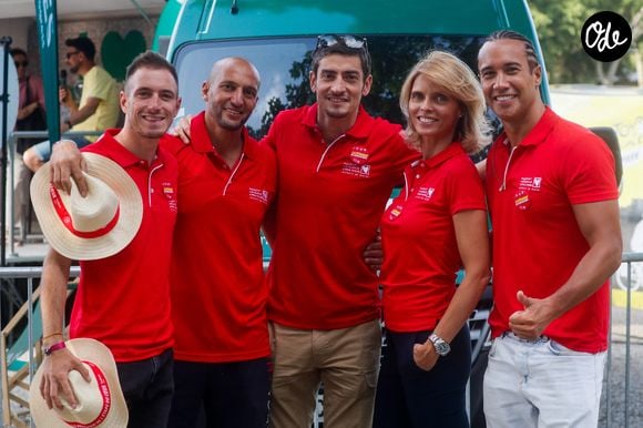 Dorian Louvet (Koh Lanta), Yassin Metiri (Koh Lanta), Claude Dartois (Koh Lanta), Sylvie Tellier, Laurent Maistret (Kon Lanta) - Pétanque du coeur dans le cadre le la 20ème édition de "l'étape du coeur" de l'association "Mécénat Chirurgie Cardiaque" (MCC) lors du tour de France 2023 au Fan Club de Bordeaux, France, le 06 juillet 2023. © Christophe Clovis / Bestimage