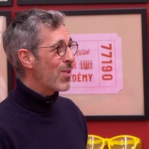 Face à la difficulté de choisir, l’équipe pédagogique a pris une décision surprenante.

Quotidienne de la Star Academy - TF1