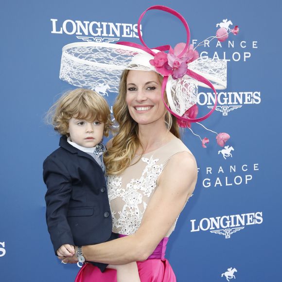 Sophie Thalmann voit aussi en ce futur lieu un cadre idéal pour de l'événementiel et imagine déjà sa progéniture travailler, plus tard, à ses côtés.

Sophie Thalmann et son fils Robin Soumillon au Prix de Diane Longines à l'hippodrome de Chantilly, le 16 juin 2019. © Marc Ausset-Lacroix/Bestimage