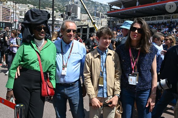 Raphael Elmaleh, Charlotte Casiraghi, Khadja Nin, Jacky Ickx - Les people dans les paddocks la veille du Grand Prix de Formule 1 (F1) de Monaco le 24 mai 2025.
© Lionel Urman / Bestimage