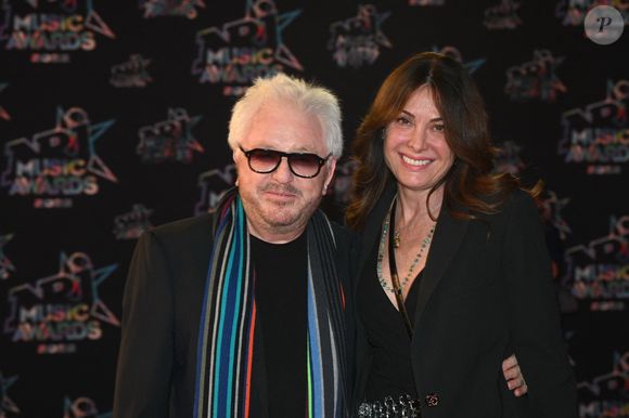 Les deux tourtereaux se sont rencontrés pour la première fois en 1991

Marc Cerrone et sa femme Jill au photocall de la 24ème édition des "NRJ Music Awards (NMA)" au Palais des Festivals à Cannes le 18 novembre 2022.
© Rahid Bellak / Bestimage