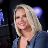 Kelly Vedovelli maman de jumelles depuis quelques jours : Esmée et Céleste gâtées par leur "tata gaga", loin d'être une inconnue