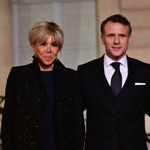 "J'ai alors osé demander, sans être sérieux, s'il ne pouvait pas recruter Gad."

Le président Emmanuel Macron et sa femme Brigitte Macron arrivant au dîner d'état donné en l'honneur du couple présidentiel d'Angola au palais de l'Elysée à Paris le 17 janvier 2025.
© Christian Liewig / Bestimage