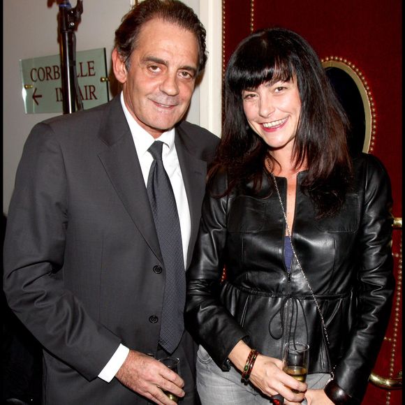 Si elle n’a pas eu d’enfants avec lui, Lio a ensuite été en couple avec le producteur de cinéma Jean-François Lepetit

Archives - Lio et Jean-François Lepetit au théâtre Marigny. Guillaume Gaffiot/Bestimage