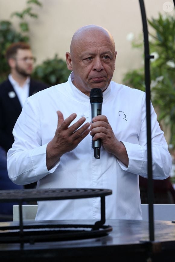 La façade est endommagée mais seulement deux blessés légers sont comptés.

Le Chef Thierry Marx le 9 juillet 2023, au Restaurant Lalique - Château Lafaurie Peyraguey à Bommes en Gironde  pour la Soirée Caritative de l'association "Les amis du Chef Jérôme" du chef étoilé Jérôme Schilling.