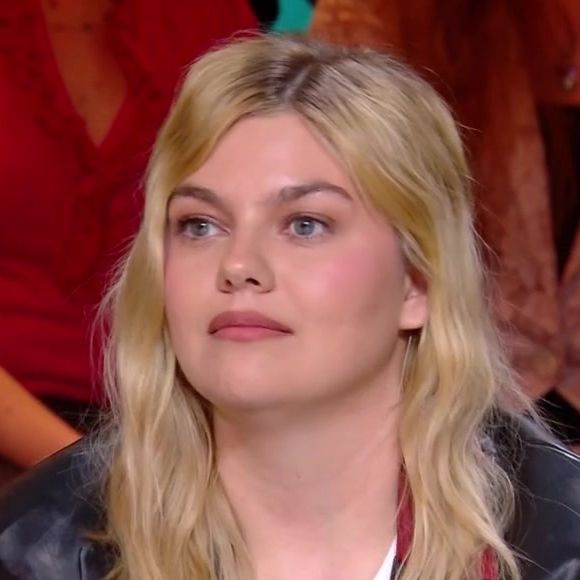 Louane dans Quelle Époque!, le 12 avril 2025 sur France 2