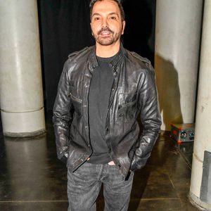 Après avoir présenté son fils Rock en 2021 et sa fille France en 2024 sur les réseaux sociaux, il a enfin dévoilé l’existence de ses deux autres enfants, Dante et Ava. 

Kamel Ouali assiste au défilé On Aura Tout Vu Couture Printemps/Été 2024 dans le cadre de la semaine de la mode de Paris le 22 janvier 2024 à Paris, France. Photo by Shootpix/ABACAPRESS.COM