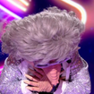 "Le public a tranché" : La Taupe (Mask Singer 8) battue dans un ultime duel, impossible pour elle de contenir ses larmes