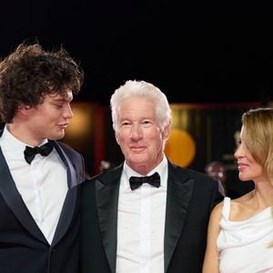 James Jigme Gere, Richard Gere et sa femme Alejandra Silva à la Mostra de Venise le 1er septembre 2024.