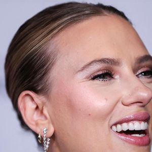 Scarlett Johansson au photocall de la cérémonie de la 35ème édition des "American Cinematheque Awards" à Los Angeles, le 18 novembre 2021.
Backgrid USA / Bestimage