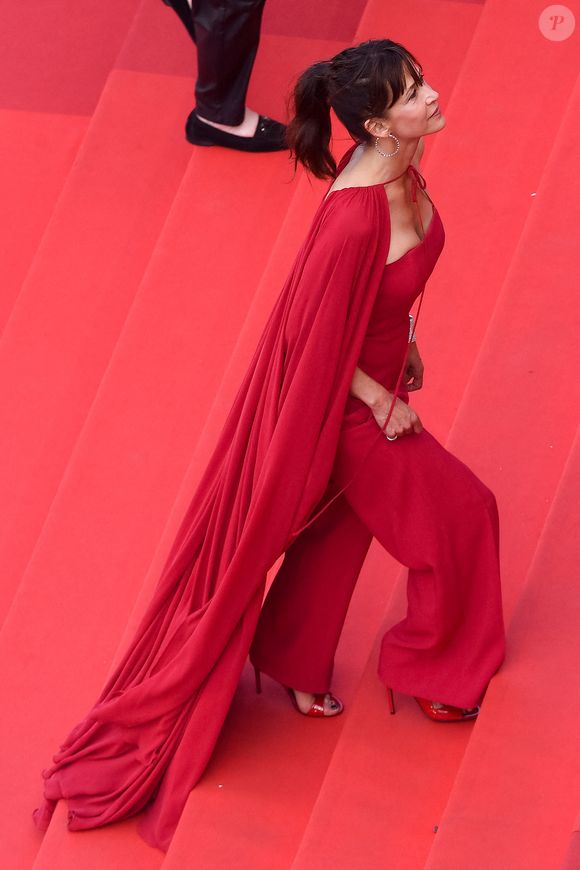 Sophie Marceau - Montée des marches du film « L’Innocent » lors du 75ème Festival International du Film de Cannes. Le 24 mai 2022
© Giancarlo Gorassini / Bestimage