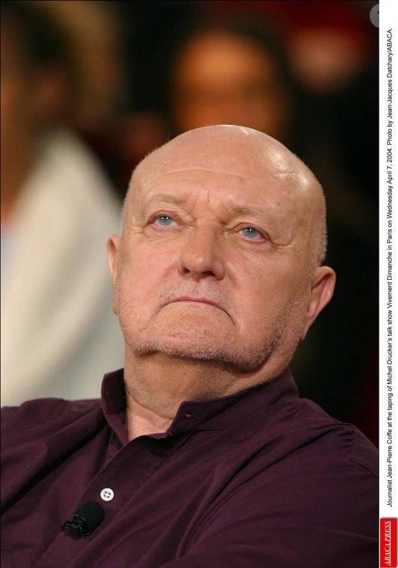 Journaliste Jean-Pierre Coffe lors de l'enregistrement de l'émission Vivement Dimanche de Michel Drucker à Paris le mercredi 7 avril 2004. Photo par Jean-Jacques Datchary/ABACA.