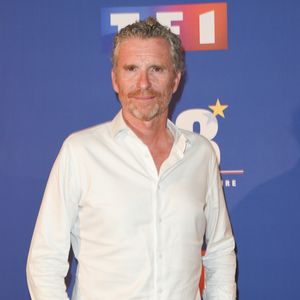Denis Brogniart à la première du documentaire "98 Secrets d'une Victoire" au cinéma Gaumont Champs-Elysées Marignan à Paris, le 30 mai 2018.
© Guirec Coadic/Bestimage