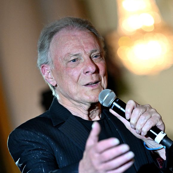 Herbert Léonard durant le dîner de Gala caritatif de l'association Enfant Star et Match à l'hôtel Negresco à Nice, le 8 juin 2024 © Bruno Bebert / Bestimage