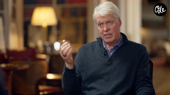 Charles Spencer a ensuite réagi à ce fameux communiqué lors d'une interview accordée au "Parisien"

Le frère de Lady Diana, Charles Spencer lors d'une interview accordée à la BBC le dimanche 20 septembre 2026.
Crédit : JLPPA / Bestimage