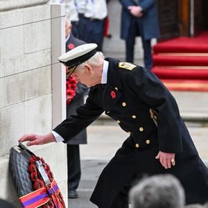 Le roi Charles III a récemment rendu hommage à un ancien dirigeant décédé

Le roi Charles III d'Angleterre - La famille royale honore les disparus des deux guerres mondiales lors de la cérémonie Remembrance Sunday ( Dimanche du souvenir ) au Cénotaphe à Londres (Credit Image: © Cover Images via ZUMA Press)