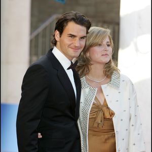À la retraite, le papa des jumelles, Myla Rose et Charlene Riva, et des jumeaux, Leo et Lenny, profite donc de cette incroyable demeure
Roger Federer et son épouse à Estoril au Portugal en 2005 AGENCE / BESTIMAGE
