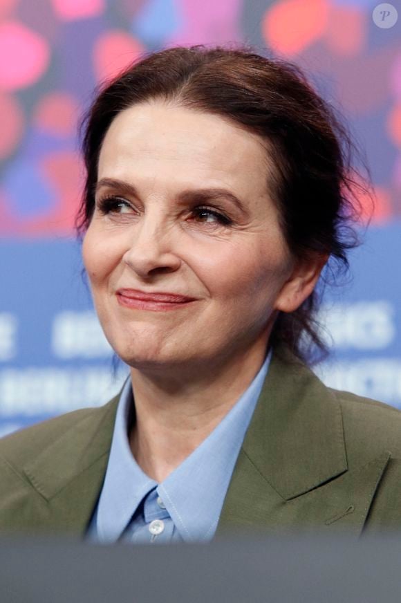 Juliette Binoche à la conférence de presse du film "Queen at Sea" lors de la 76ème édition du festival international du film de Berlin (La Berlinale 2026), le 17 février 2026.
Crédit : Action Press / Bestimage