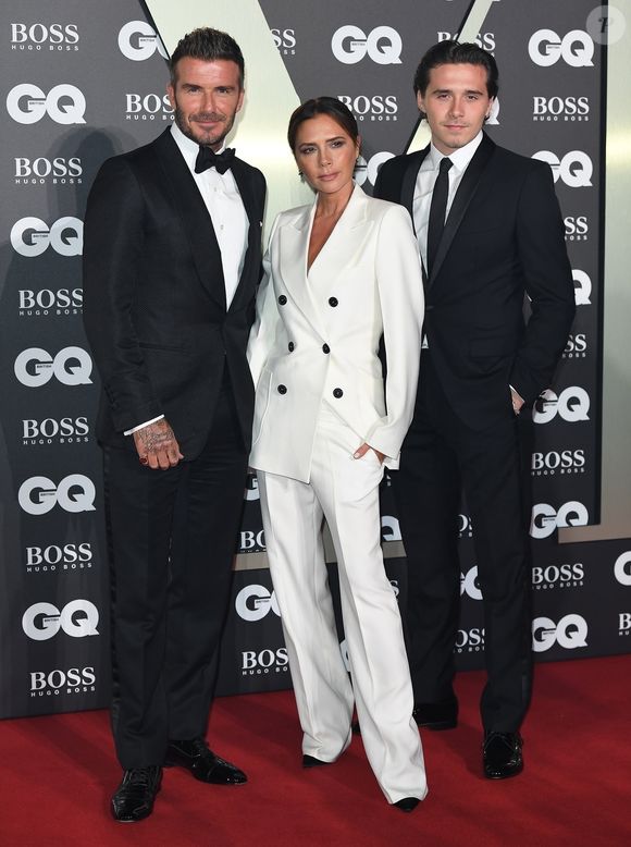 De leur côté, Victoria et David Beckham ont publiquement souhaité un joyeux anniversaire à leur fils pour ses 27 ans sur Instagram.

David Beckham, Victoria Beckham, Brooklyn Beckham - Photocall de la soirée "GQ Men of the Year" Awards à Londres le 3 septembre 2019. © Backgrid UK/ Bestimage
© Backgrid UK/ Bestimage