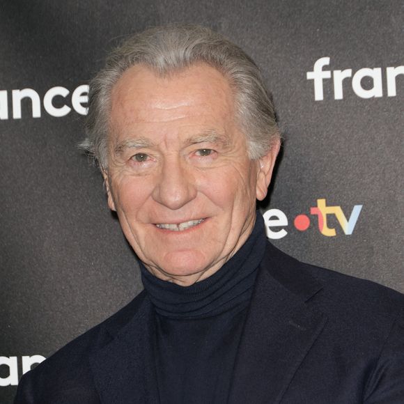 William Leymergie - Photocall à l'occasion des 40 ans de l'émission "Télématin" au siège de France Télévisions à Paris le 6 février 2025.  © Coadic Guirec/Bestimage