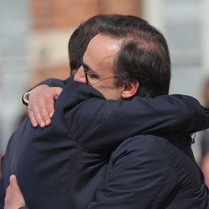 300 personnes réunies pour rendre hommage à Emilie Dequenne dans sa ville de Chièvres (Belgique), le 9 avril 2025, quelques semaines après son décès prématuré, survenu le 16 mars 2025. © Photonews / Bestimage
