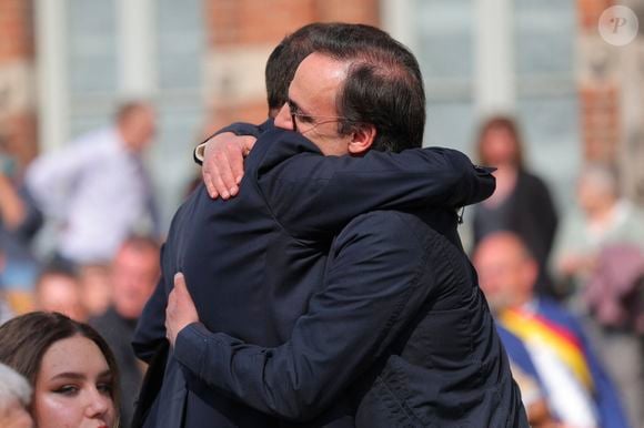 300 personnes réunies pour rendre hommage à Emilie Dequenne dans sa ville de Chièvres (Belgique), le 9 avril 2025, quelques semaines après son décès prématuré, survenu le 16 mars 2025. © Photonews / Bestimage