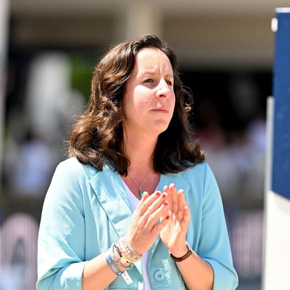 Louise Rochefort - Remise du prix Jean Rochefort (meilleur photo) lors de la 10ème édition du "Longines Paris Eiffel Jumping" à la Plaine de Jeux de Bagatelle à Paris, France, le 23 juin 2024. 
© Perusseau-Veeren/Bestimage