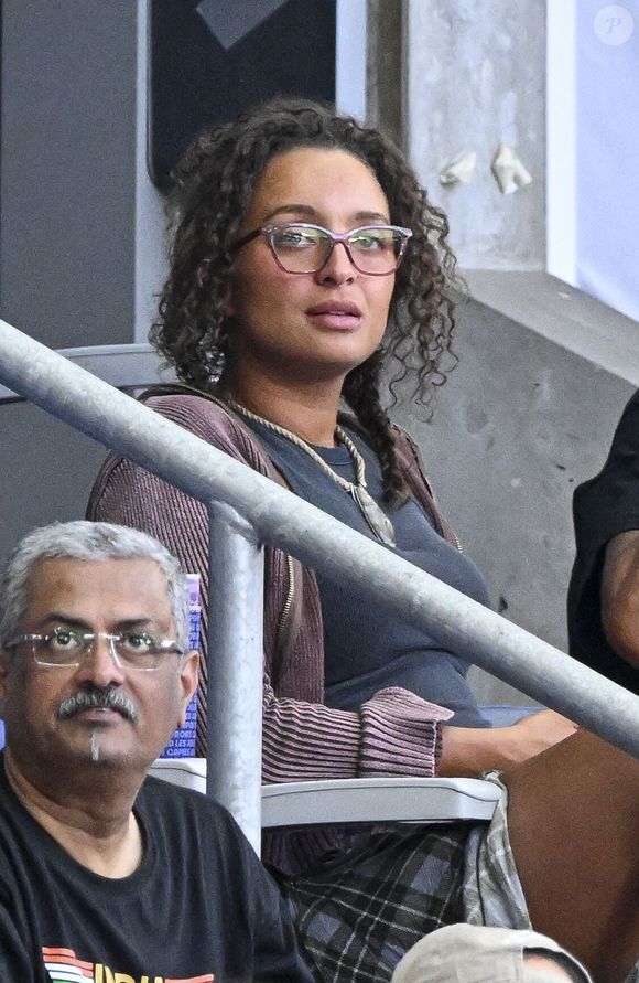 Mardi 2 décembre a publié une annonce sur Instagram.

Eleejah Noah - Les célébrités assistent aux épreuves d'athlétisme lors des Jeux Olympiques de Paris2024 (JO), le 8 août 2024. © Perusseau-Jacovides / Bestimage