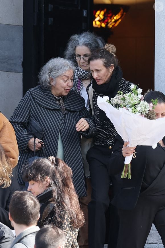 Camille Cottin aux obsèques de sa belle-mère Juliette Cottin en présence de Camille Chamoux au funérarium du Père Lachaise, à Paris, le 26 avril 2025.

Photo : Jacovides-Moreau / Bestimage