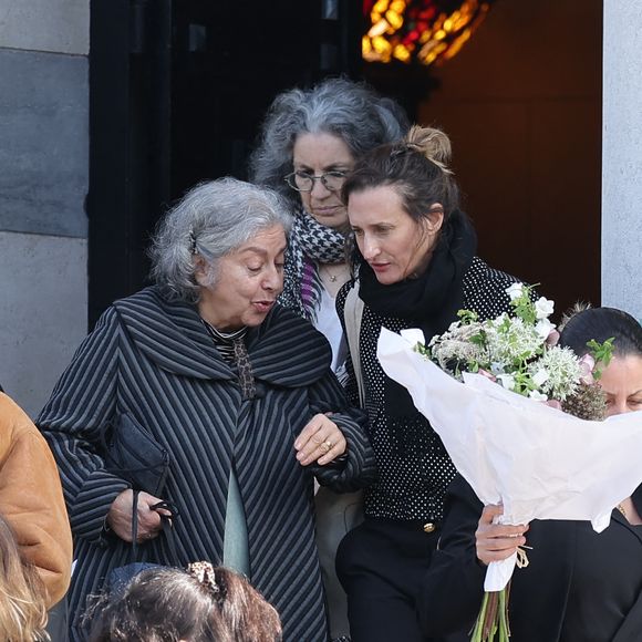 Camille Cottin aux obsèques de sa belle-mère Juliette Cottin en présence de Camille Chamoux au funérarium du Père Lachaise, à Paris, le 26 avril 2025.

Photo : Jacovides-Moreau / Bestimage
