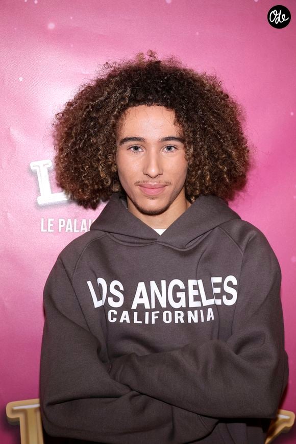 Moqué pour avoir vendu ses vêtements sur Vinted, il a répondu aux internautes sur TikTok ce 28 octobre 2026.

Masséo Banzept (Star academy 2024) à la premiere du spectacle "Lilly et le Palais du Music-Hall" au théâtre de la Tour Eiffel à Paris, France, le 29 novembre 2025. © Cédric Perrin/Bestimage.