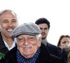 engagement

Paul Belmondo, Alain Belmondo, Stella Belmondo - Inauguration de "La promenade Jean-Paul Belmondo" au terre-plein central du pont de Bir-Hakeim, ouvrage public communal situé sous le viaduc du métro aérien, à Paris (15e, 16e) le 12 avril 2023. Lors de la séance d'octobre 2021, le Conseil de Paris avait décidé d'honorer la mémoire de Jean-Paul Belmondo, comédien, producteur de cinéma et directeur de théâtre français. © Cyril Moreau/Bestimage