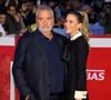 Ils s’étaient rencontrés en 2023 sur le plateau des Grandes Gueules sur RMC.

Luc Besson, Sarah Saldmann à la première du film "Dracula" de L.Besson lors de la 20ème édition du festival du film de Rome le 24 octobre 2025. Photo par SGP / BESTIMAGE