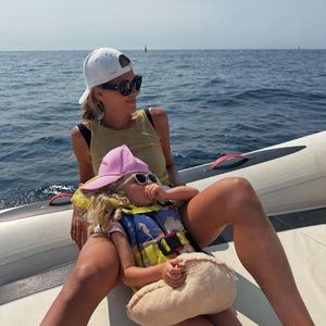 Les vacances d'août d'Ophélie Meunier - avec sa fille Valentine - 10 août 2025 © Instagram