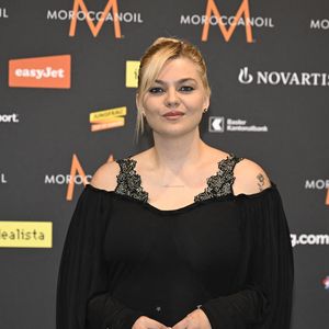 Louane représente la France sur le "tapis turquoise" avant les demi-finales et la finale de l'Eurovision qui se dérouleront la semaine prochaine à Bâle.
© Jessica Gow / TT / Code 10070