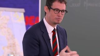 "Ça ne m’était encore jamais arrivé" : Enseignant dans la vie, ce prof de la Star Academy s'est retrouvé sans poste suite à une lettre du rectorat