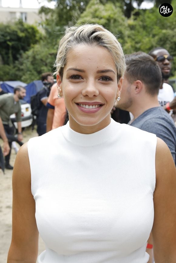 Une véritable renaissance pour la trentenaire, qui avait bouleversé ses abonnés en mai dernier en révélant son lourd combat face au cancer. 

Isabelle, la femme de Blaise Matuidi - Blaise Matuidi revient avec la coupe du monde en héros à Fontenay sous Bois où il a grandi et commencé le football le 8 août 2018. © Marc Ausset-Lacroix / Bestimage