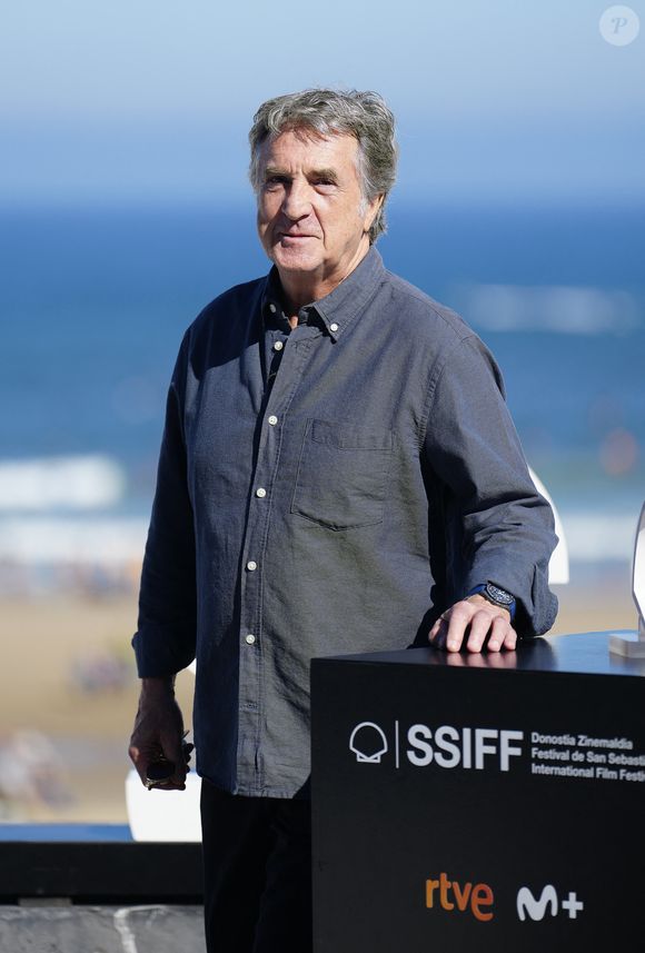 François Cluzet et Paris, c'est terminé depuis plusieurs années
François Cluzet - Photocall du film "Un métier sérieux" au 71e festival international du film de San Sebastian