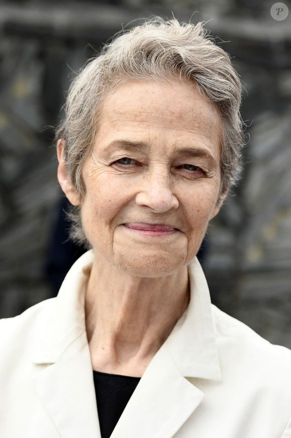 Charlotte Rampling à la sortie du photocall du film "Last Breath" lors du 72ème Festival International du Film de Saint-Sébastien (San Sebastian). Le 25 septembre 2024
Action Press / Bestimage