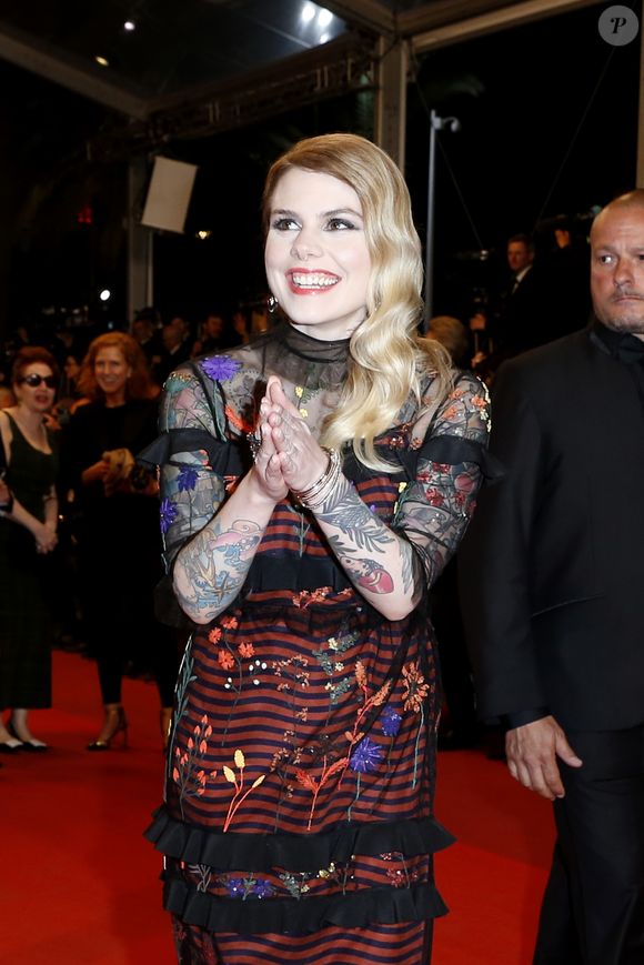 Béatrice Martin (Coeur de Pirate) - Montée des marches du film "Juste la fin du monde" lors du 69ème Festival International du Film de Cannes. Le 19 mai 2016. © Olivier Borde-Cyril Moreau/Bestimage