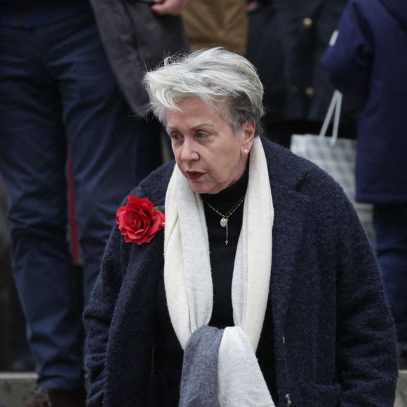 Sa soeur Françoise Laborde était très entourée dans ce moment délicat

Françoise Laborde arrive à la cérémonie d'enterrement de Catherine Laborde à l'église Saint-Roch à Paris, France, le 6 février 2025. L'emblématique présentatrice météo de TF1 est décédée le 28 janvier 2025 à l'âge de 73 ans, des suites d'une démence à corps de Lewy, une maladie neurodégénérative dont Catherine Laborde souffrait depuis 2014. Photo by Nasser Berzane/ABACAPRESS.COM