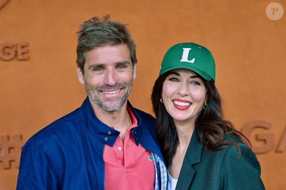 En couple depuis maintenant 18 ans, Arnaud Clément et Nolwenn Leroy peuvent s’appuyer sur la grand-mère maternelle de Marin, comme l’a confié la chanteuse dans le podcast "L’Art de bien vieillir", diffusé le 8 avril dernier.

Arnaud Clément et Nolwenn Leroy assistent aux Internationaux de France 2025 à Roland Garros le 26 mai 2025 à Paris, France. Photo by ABACAPRESS.COM