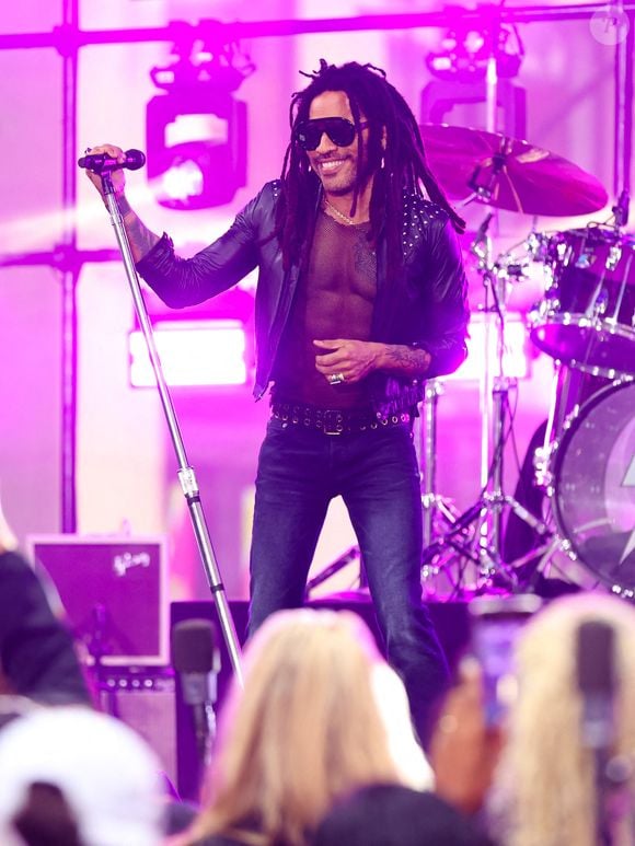 Lenny Kravitz se produit au Today Show, New York City, le 12 septembre 2024. 
Photo by Bauer-Grffin/INSTARimages/ABACAPRESS.COM