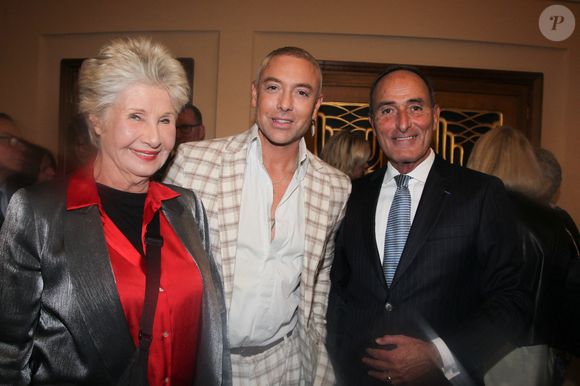Danièle Gilbert, Maxime Dereymez, Hervé-Michel Dansac -  31ème Gala de l’Espoir donné au profit de la recherche contre le cancer au théâtre des Champs-Elysée à Paris le 14 octobre 2025. © Philippe Baldini/Bestimage